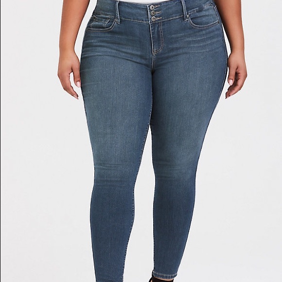 torrid Denim - Torrid Medium Wash Jeggings